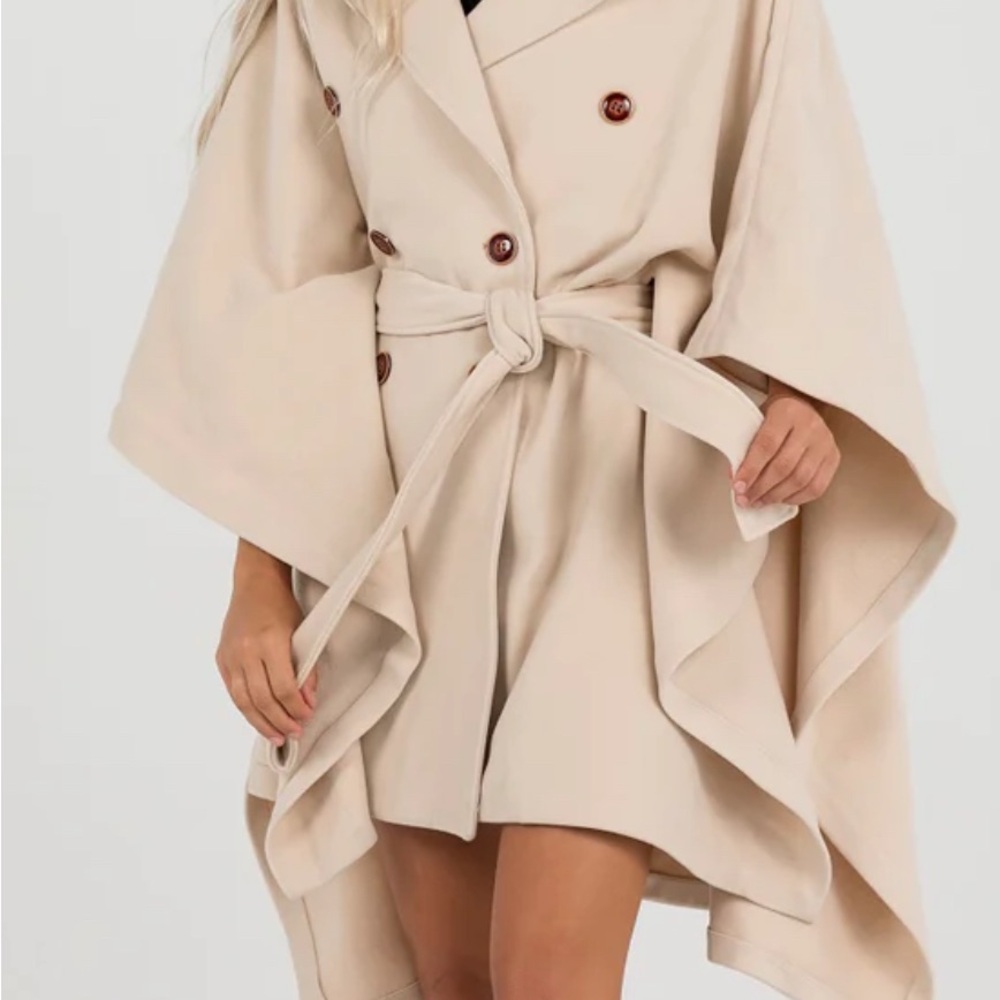 Elegant Cream Cape Coat From Aleeza Paris